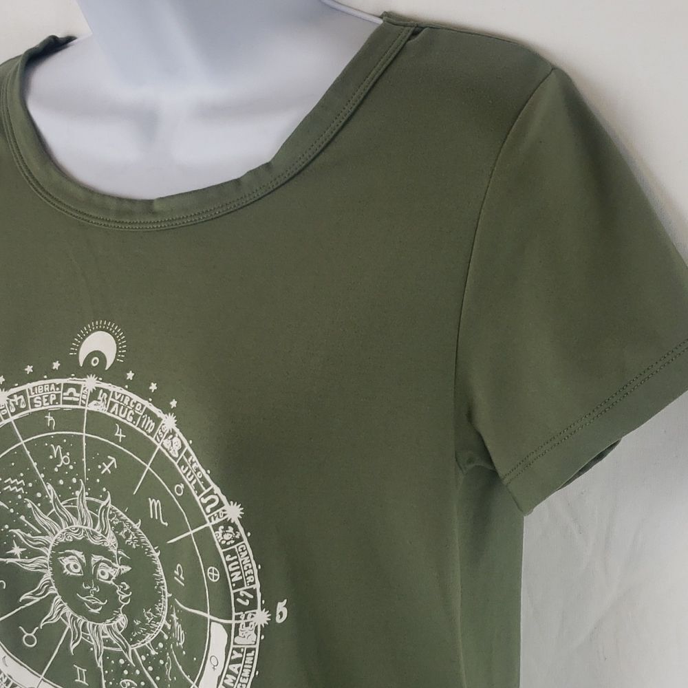Streetwear Society Green & White Horoscope T-Shirt - Picture 4 of 9